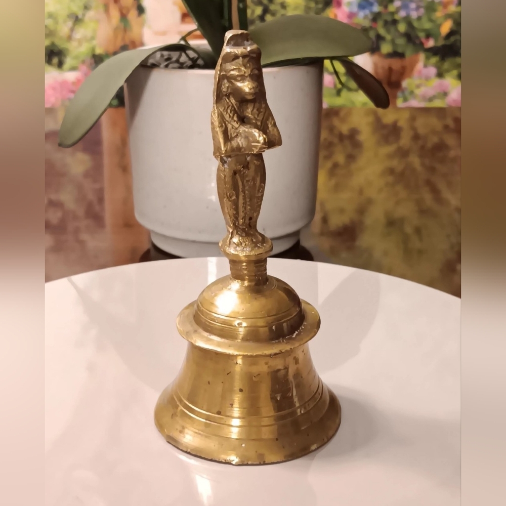 Vintage Brass Hanging Religious Hanuman figure Handcrafted Engraved Bell India 3 - Picture 6 of 10